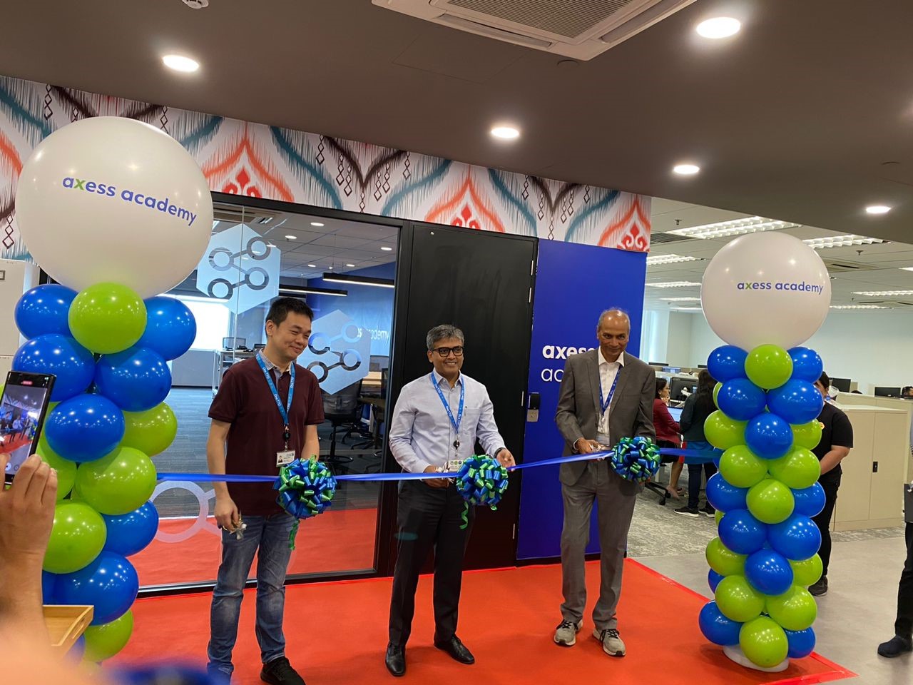 Standard Chartered's Axess Academy Prepares Banking Staff for the Digital Age