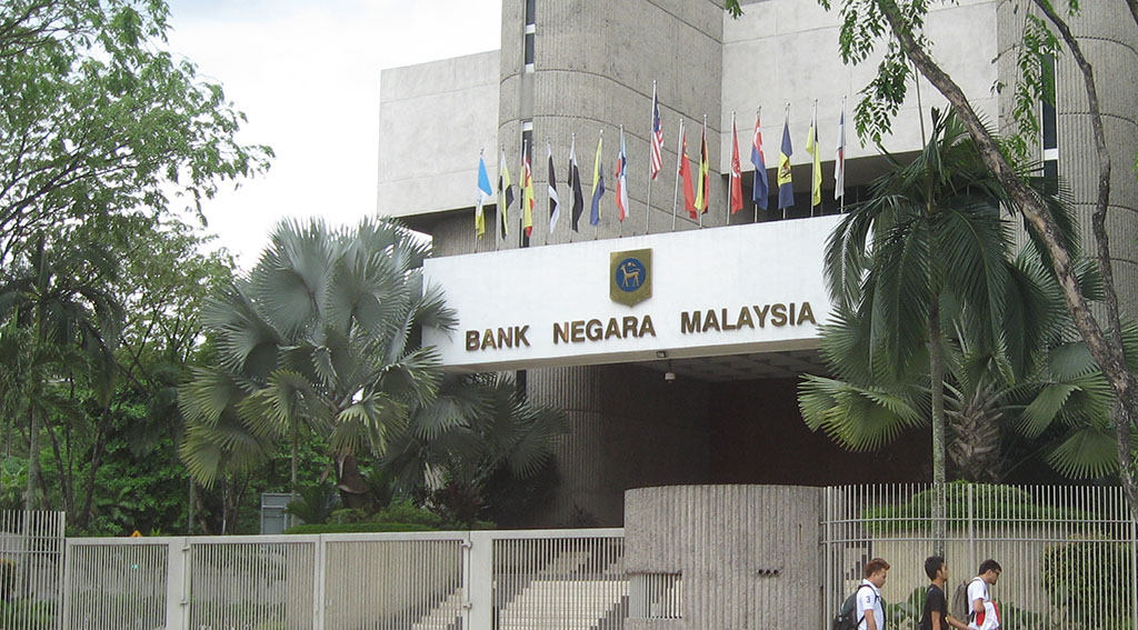 Bank Negara Mulls New Basic Banking Services Policy— 8 Key Things You Need to Know Basic Banking Services
